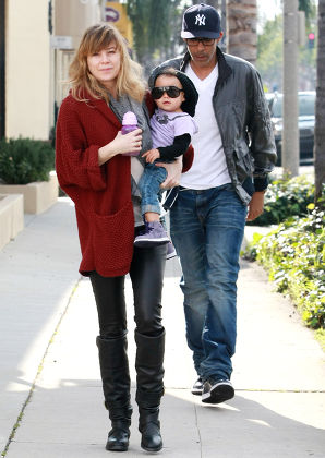 Ellen Pompeo, daughter Stella Luna and husband Chris Ivery arriving at the Tree House Social Club, Los Angeles, America - 08 Jan 2011