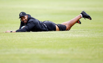 The Cell C Sharks Training, Rugby Union, Jonsson Kings Park Stadium, Durban, South Africa - 31 Dec 2021