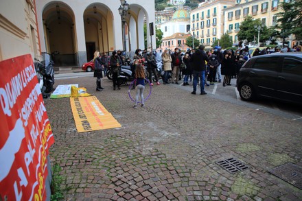 Protest against closing schools for the Covid-19, Salerno, Campania / Salerno, Italy - 09 Jan 2022