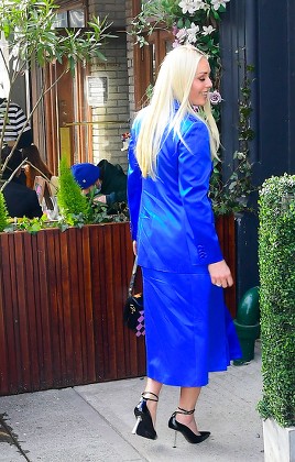 Lindsay Vonn wearing electric blue, while taking a stroll in NYC, USA - 13 Jan 2022