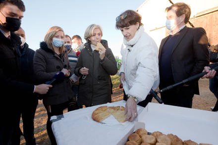 Displacement of Valérie Pécresse, LR presidential candidate on the theme of agriculture, Villers-le-Lac, France - 13 Jan 2022