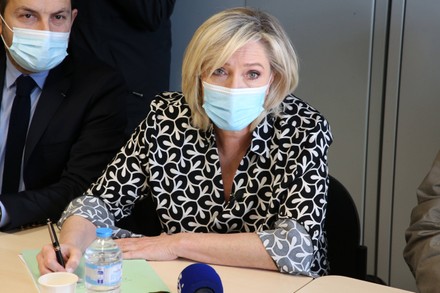 Frejus: Marine Le Pen visits a retirement home, france - 20 Jan 2022