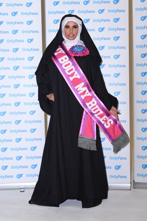 'Katie Price, The Queen of Glamour' photocall, London, UK - 26 Jan 2022