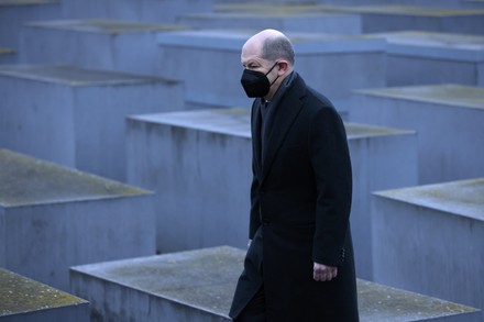 German Chancellor and Israeli Knesset President commemorate Holocaust victims on International Holocaust Remembrance Day, Berlin, Germany - 27 Jan 2022