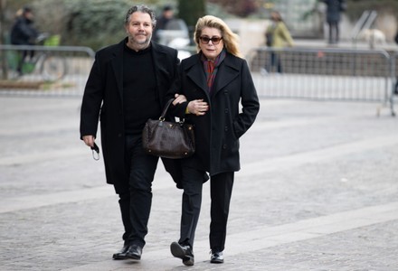 French Actress Catherine Deneuve R Arrives Editorial Stock Photo ...