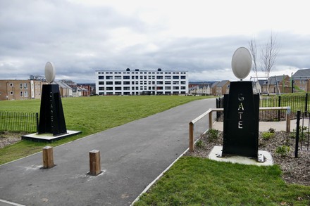 Artwork honouring Eli Lilly factory unveiled in Basingstoke, Basingstoke, Hampshire, UK - 03 Feb 2022