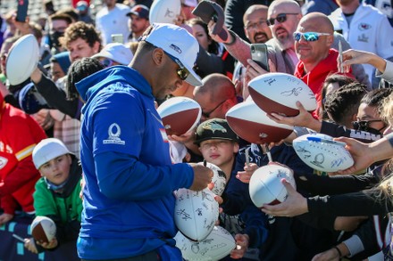 PHOTOS: Russell Wilson At The 2022 Pro Bowl