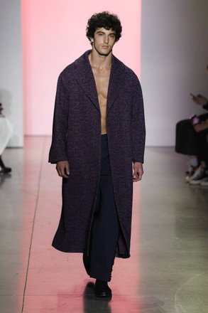 Womenswear, winter 2022, New York, Son Jung Wan, ny, Usa - 12 Feb 2022