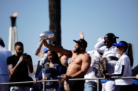 Aaron Donald goes shirtless at Rams championship parade