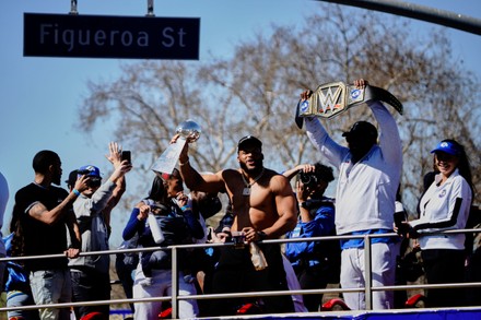 Aaron Donald went shirtless at Rams' Super Bowl parade