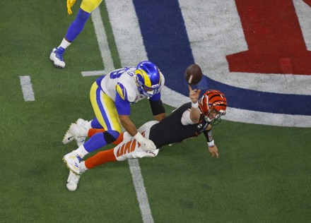 Inglewood, California, USA. 13th Feb, 2022. Los Angeles Rams defensive  tackle Aaron Donald (99) celebrates his game winning sack of Cincinnati  Bengals quarterback Joe Burrow (9) during Super Bowl 56 LVI NFL