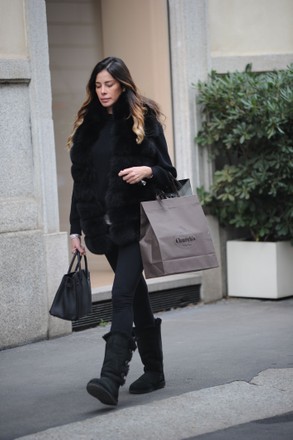 Aida Yespica goes shopping, Milan, Italy - 18 Feb 2022