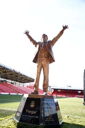 Sir Alex Ferguson During Unveiling Statue Editorial Stock Photo - Stock ...