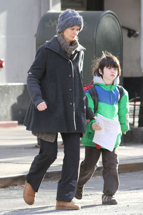 Cynthia Nixon out and about, New York, America - 16 Feb 2011