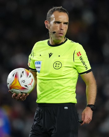 53 Referee Guillermo Cuadra Fernandez Stock Pictures, Editorial Images ...