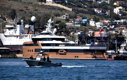 russian yacht in mexico