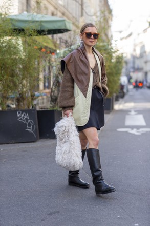Street Style, Paris Fashion Week, Fall/Winter 2022/2023, Paris, France - 05 Mar 2022