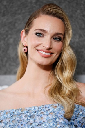 Us Actress Allegra Edwards Attends Premiere Editorial Stock Photo