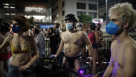 Editors Note Image Contains Nudity Cyclist Editorial Stock Photo