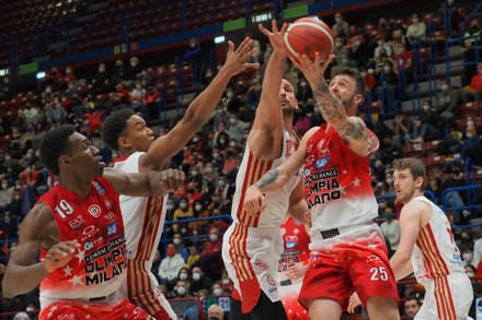 Campeonato Italiano De Basquete a Serie Pallacanestro Trieste Vs ax Armani  Exchange Olimpia Milano Foto de Stock Editorial - Imagem de esporte,  italiano: 160359668