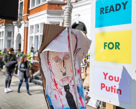 Small protest outside Russian Embassy in London, United Kingdom - 17 Mar 2022