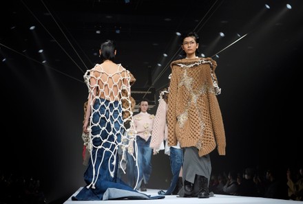 Models Present Creations By Japanese Designer Editorial Stock