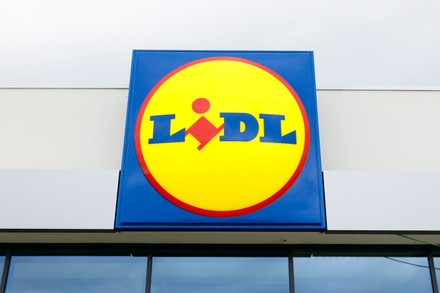 250 Lidl Logo Stock Pictures, Editorial Images And Stock Photos 