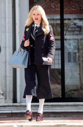 'Gossip Girl' TV show on set filming, New York, USA - 22 Mar 2022