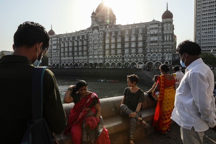 Tourism at Gateway of India in Mumbai - 31 Mar 2022