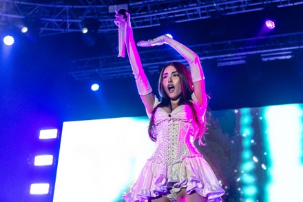 23 Madison elle beer Stock Pictures, Editorial Images and Stock Photos