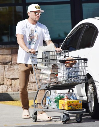 Ryan Phillippe goes out for groceries, Los Angeles, Studio City, California, USA - 08 Apr 2022
