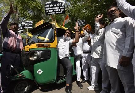 Joint Demonstration By Auto And Taxi Unions Against Rising Fuel Prices, New Delhi, Delhi, India - 11 Apr 2022