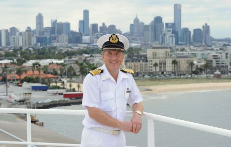 Queen Elizabeth Cruise Liner Arrives into Melbourne, Victoria, Australia - 25 Feb 2011