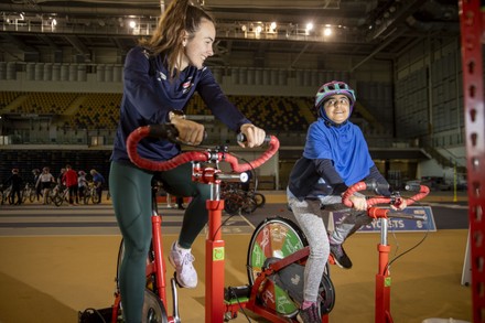 GLASGOW SCHOOL PUPILS GET A TASTE OF WORLD-CLASS TRACK CYCLING ACTION, AHEAD OF 2023 UCI CYCLING WORLD CHAMPIONSHIPS, Sir Chris Hoy Velodrome, glasgow, Scotland / UK - 22 Apr 2022