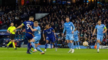Manchester Citys Oleksandr Zinchenko L Challenges Editorial Stock Photo manchester-citys-oleksandr-zinchenko-l-challenges-editorial-stock-photo