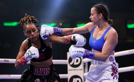 Skye Nicolson vs Shanecqua Paisley Davis, Madison Square Garden, New ...