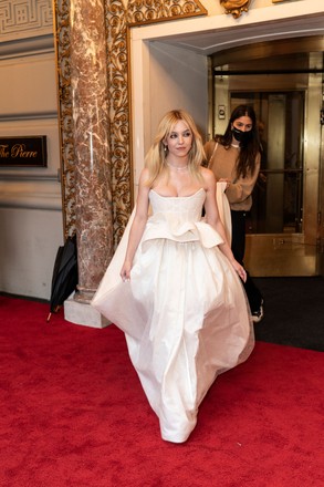 Sydney Sweeney Wearing Dress By Tory Editorial Stock Photo - Stock Image |  Shutterstock