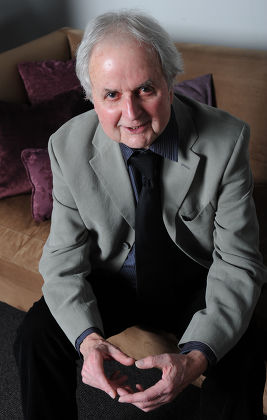 Actor Rodney Bewes For Jane Fryer Interview.