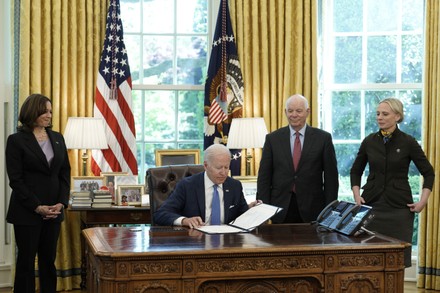 Joe Biden signs the Ukraine Lend-Lease Act - Washington, Washington, District of Columbia, USA - 09 May 2022