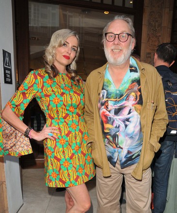 The Annual Vic Reeves exhibition, private view, Grosvenor Gallery, London, UK - 13 May 2022