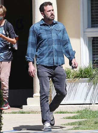 Ben Affleck picking up son Samuel in Santa Monica, Los Angeles, California, USA - 13 May 2022