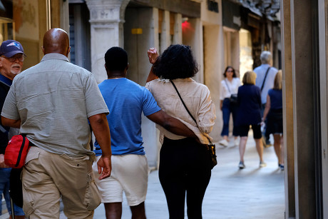 Kevin Hart and his wife Eniko in Venice, Italy - 18 May 2022