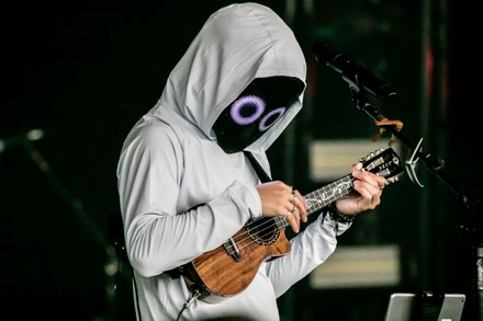 20 Boywithuke Stock Pictures, Editorial Images and Stock Photos ...