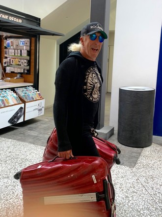Exclusive - Dee Snider brings luggage to be fixed at Century City Mall, Los Angeles, California, USA - 04 Jun 2022