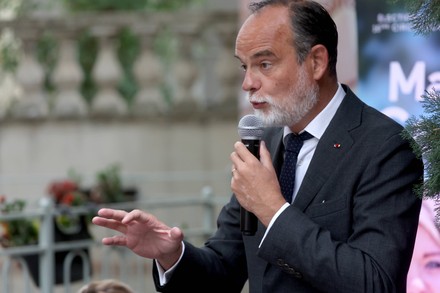 Arles: Edouard Philippe supports Mariana Caillaud and Patrick de Carolis for legislative elections, france - 09 Jun 2022