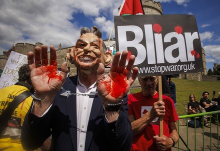 Tony Blair Knighthood demonstration, Windsor, UK - 13 Jun 2022
