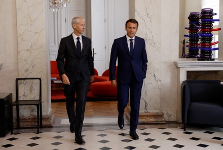 Macron meets party leaders in Paris, France - 22 Jun 2022
