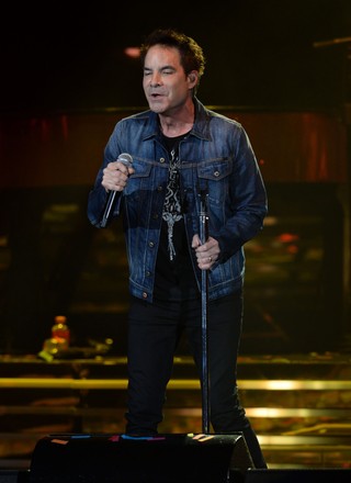 Train in concert, AM Gold Tour at The iTHINK Financial Amphitheatre, West Palm Beach, Florida, USA - 24 Jun 2022