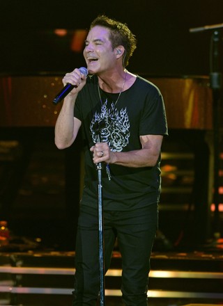 Train in concert, AM Gold Tour at The iTHINK Financial Amphitheatre, West Palm Beach, Florida, USA - 24 Jun 2022