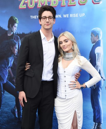 ZOMBIES 3 First Look (2022) With Meg Donnelly & Milo Manheim 